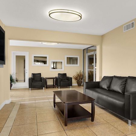 Super 8 By Wyndham Fort Worth Tx Interior foto